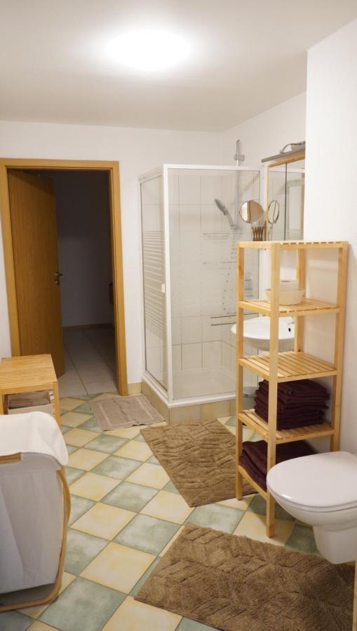 Das Neukirchen Inn Neuburg am Inn Ngoại thất bức ảnh